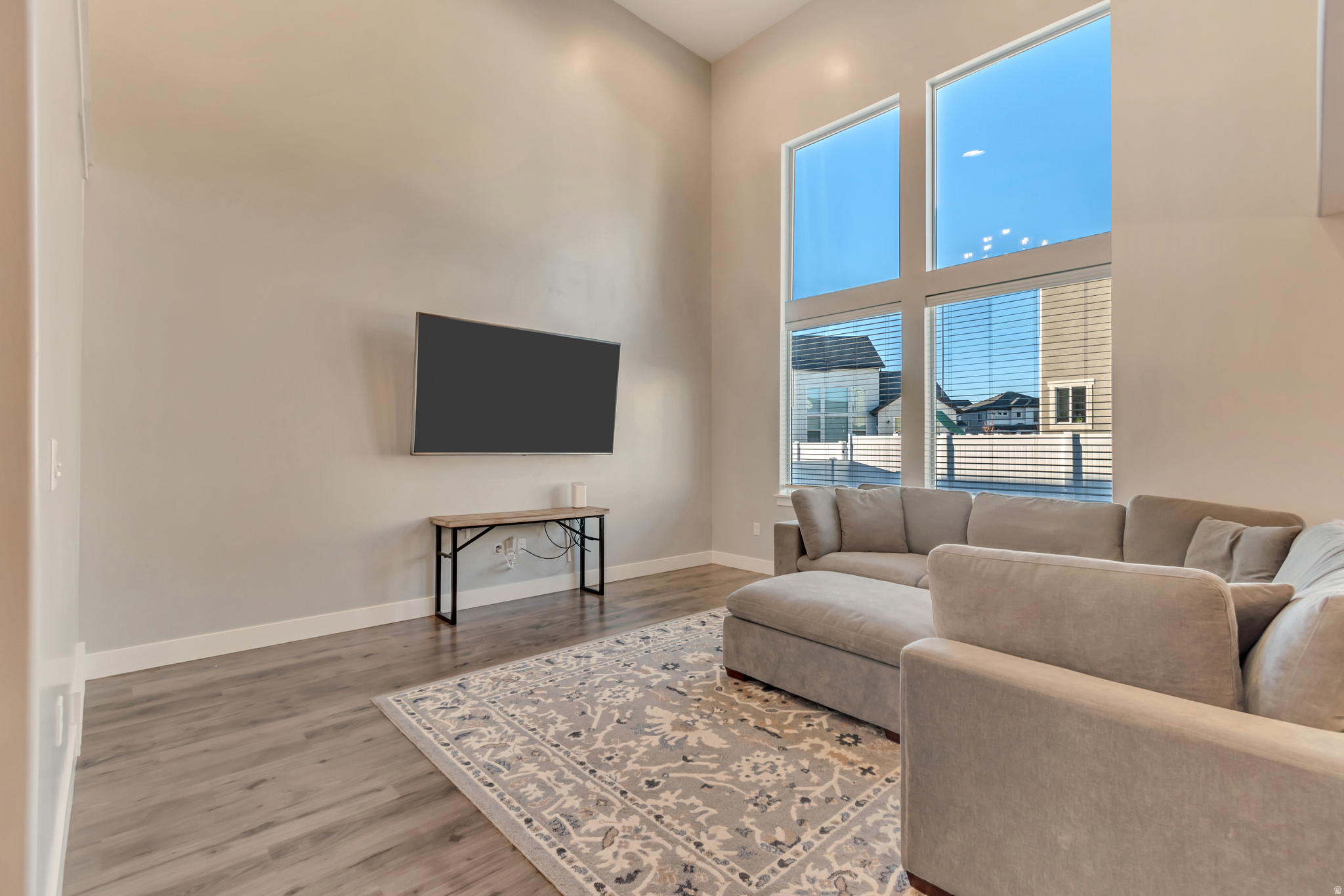 QUAIL HILL - Residential