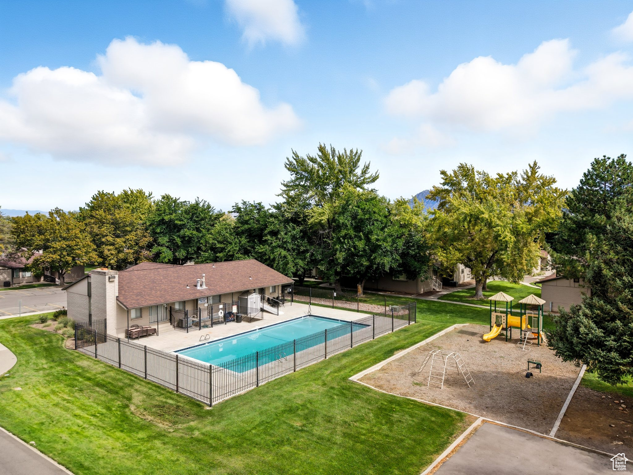 VISTA MONTANA - Residential