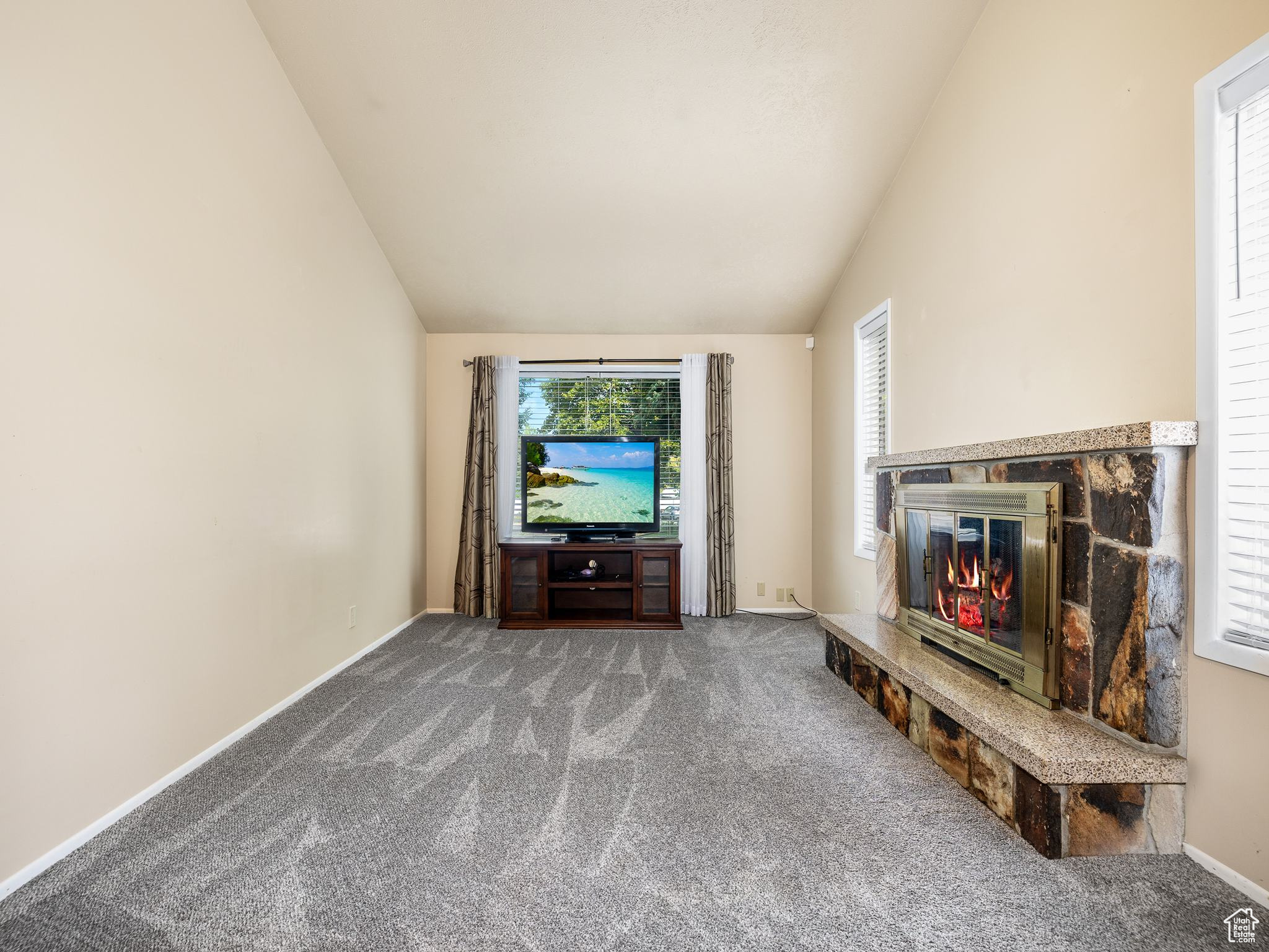 VISTA MONTANA - Residential