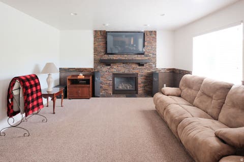 Tiny photo for 6402 S RAYMOND DR, South Weber, UT 84405 (MLS # 2148142)