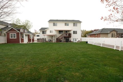 Tiny photo for 6402 S RAYMOND DR, South Weber, UT 84405 (MLS # 2148142)