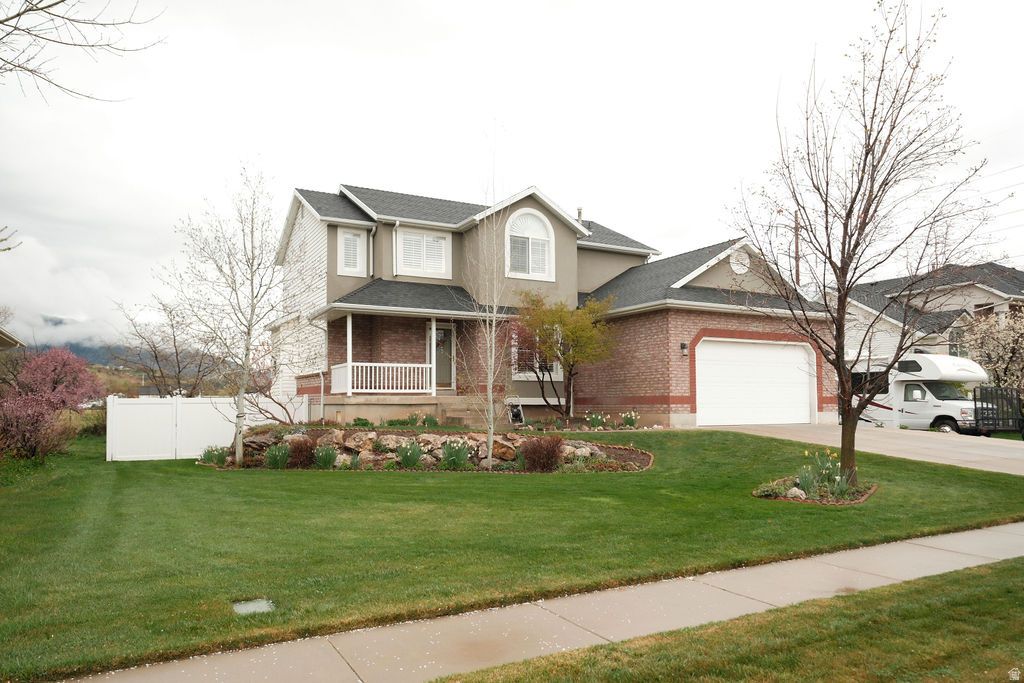 Photo of 6402 S RAYMOND DR, South Weber, UT 84405 (MLS # 2148142)