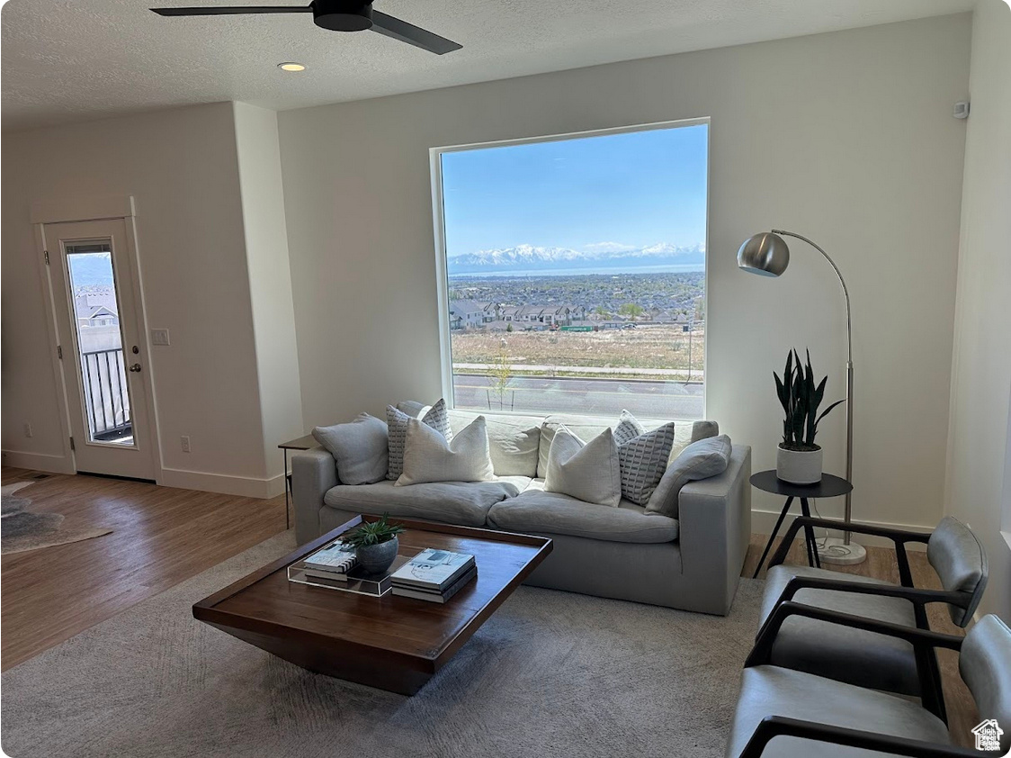 FOX CANYON - Residential