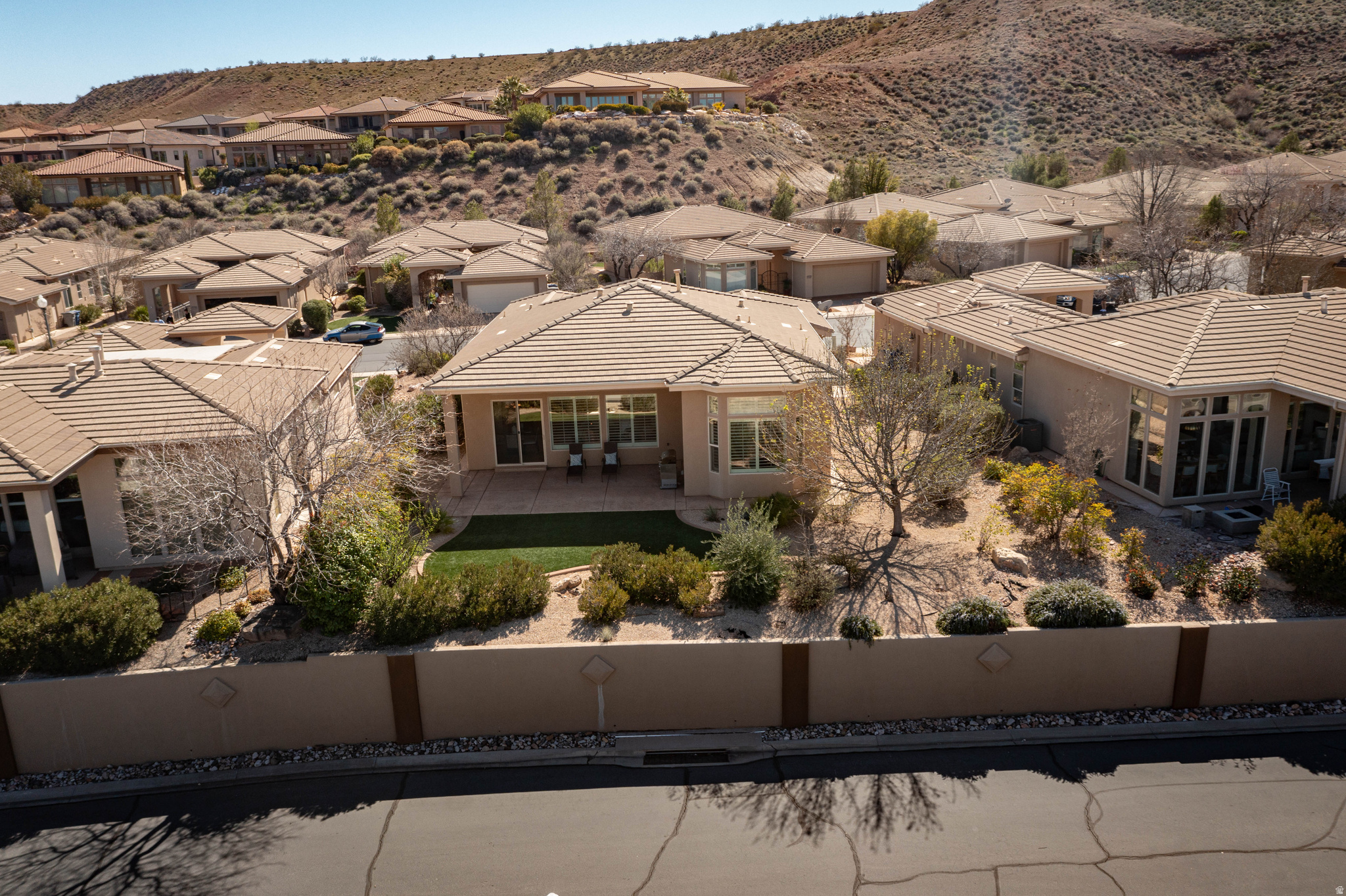 BELLSERA TH AT SUNBROOK 1 - Residential