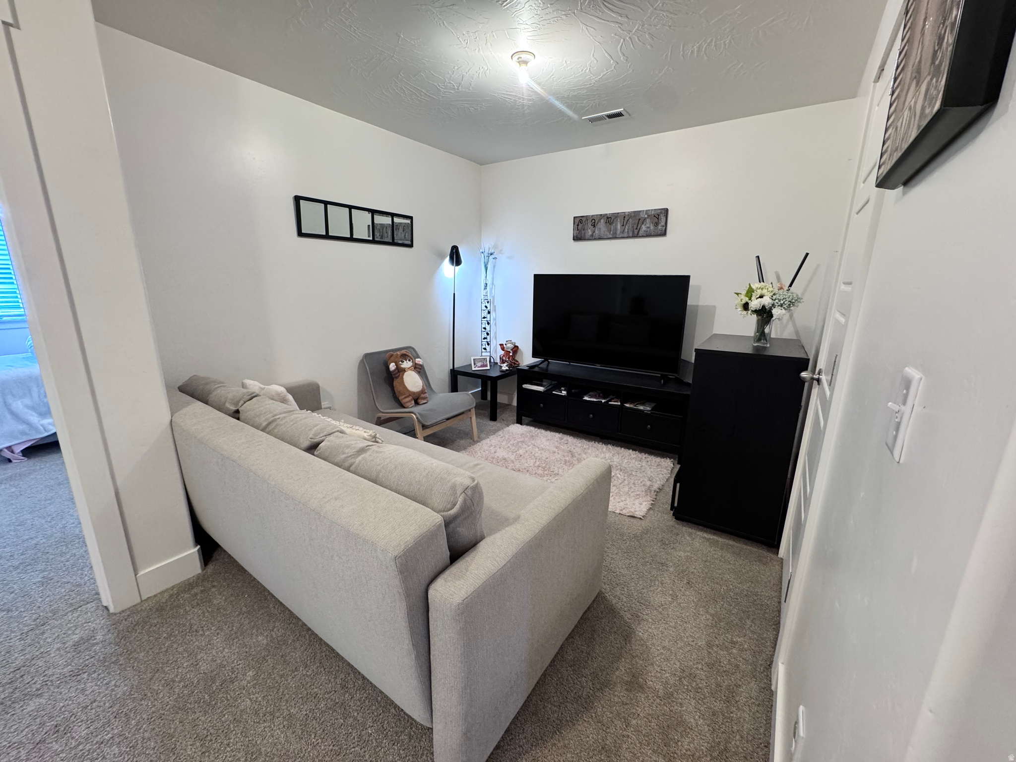 SILVERLAKE - Residential Lease