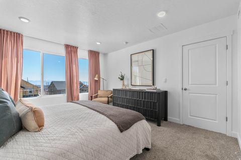 Tiny photo for 537 E LEVENGROVE DR #1157, Lehi, UT 84048 (MLS # 2154603)