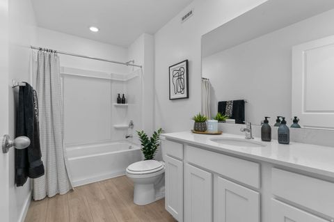 Tiny photo for 537 E LEVENGROVE DR #1157, Lehi, UT 84048 (MLS # 2154603)