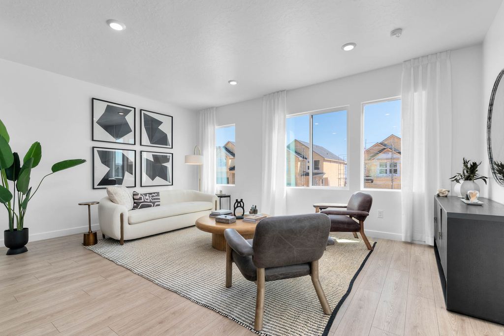 Photo of 537 E LEVENGROVE DR #1157, Lehi, UT 84048 (MLS # 2154603)
