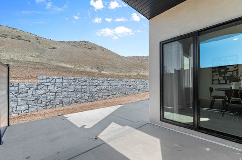 Tiny photo for 537 E LEVENGROVE DR #1157, Lehi, UT 84048 (MLS # 2154603)
