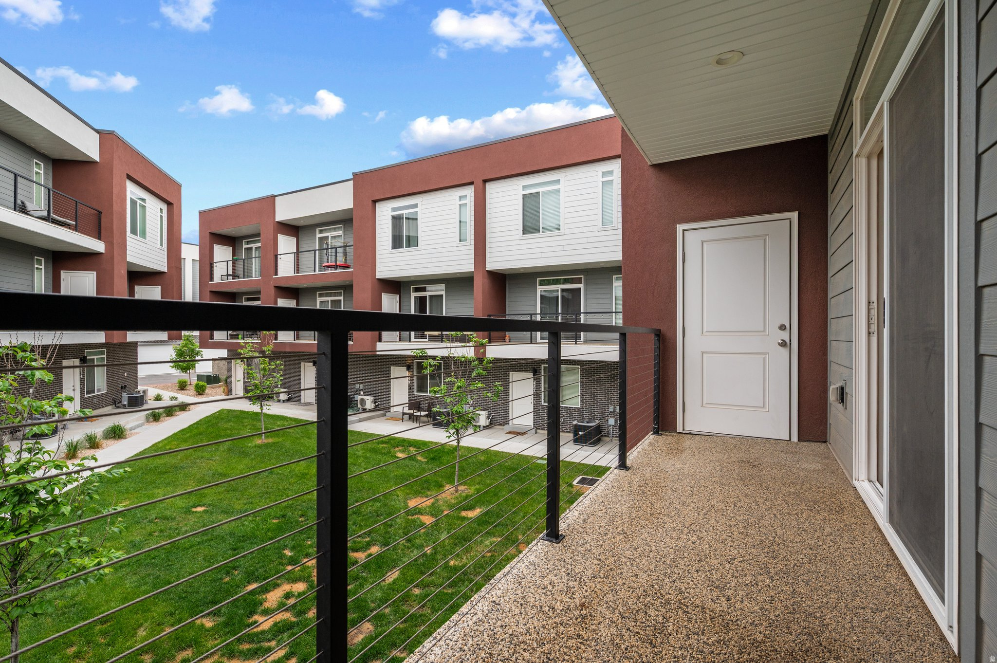 THE UNION TOWNHOMES - Residential