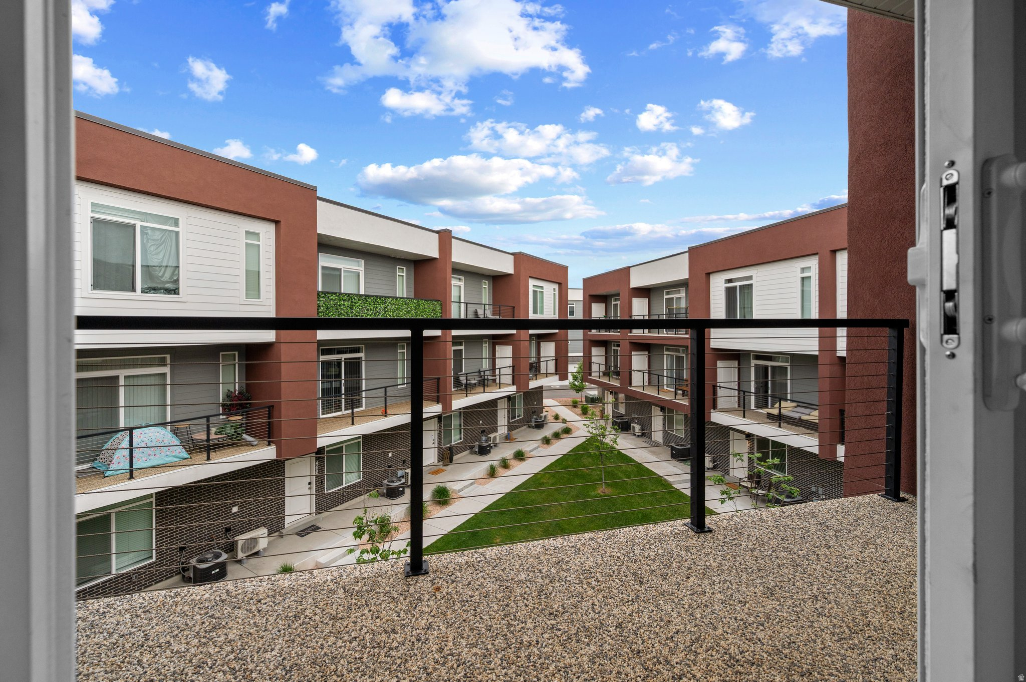 THE UNION TOWNHOMES - Residential