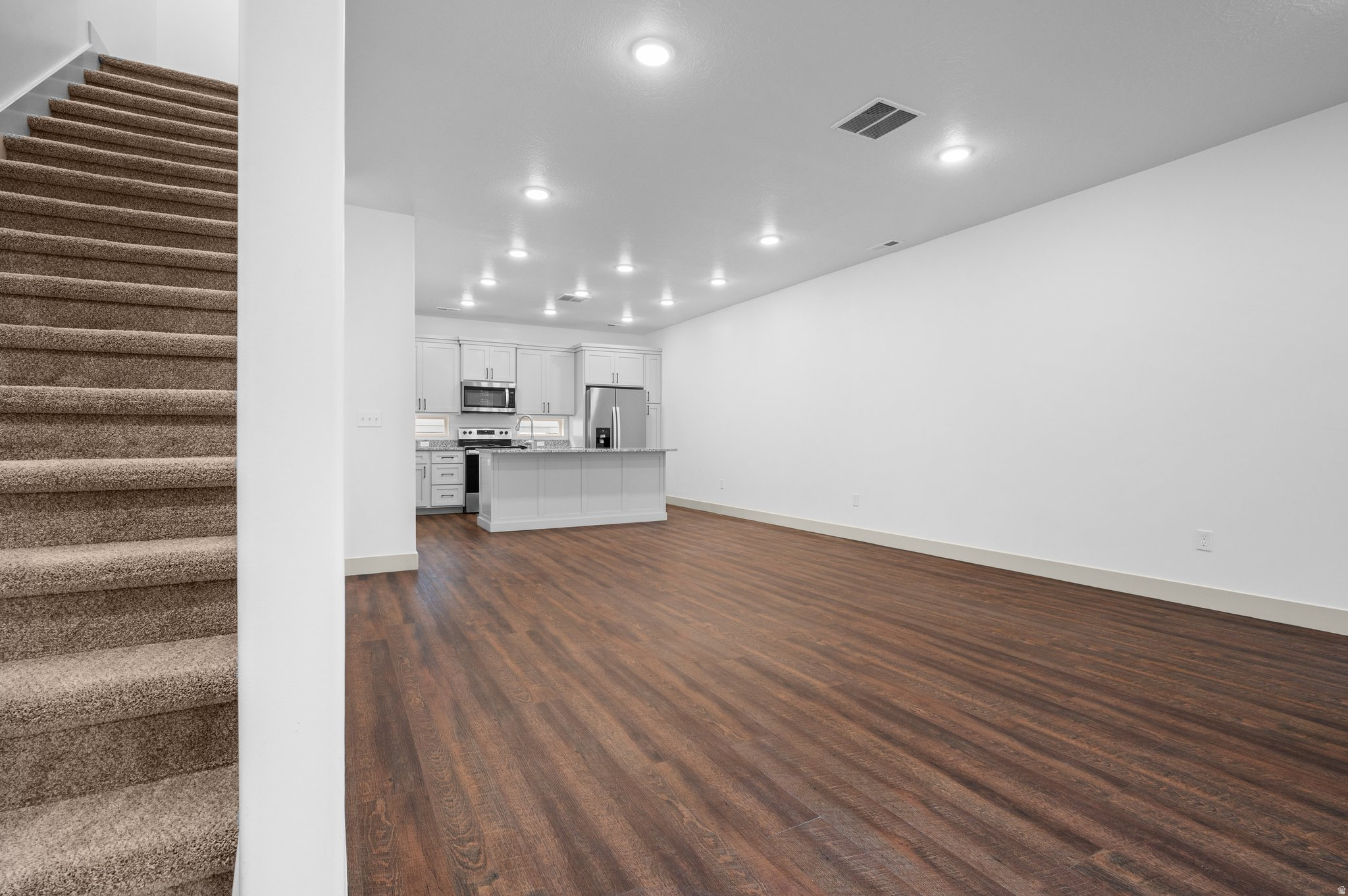 THE UNION TOWNHOMES - Residential