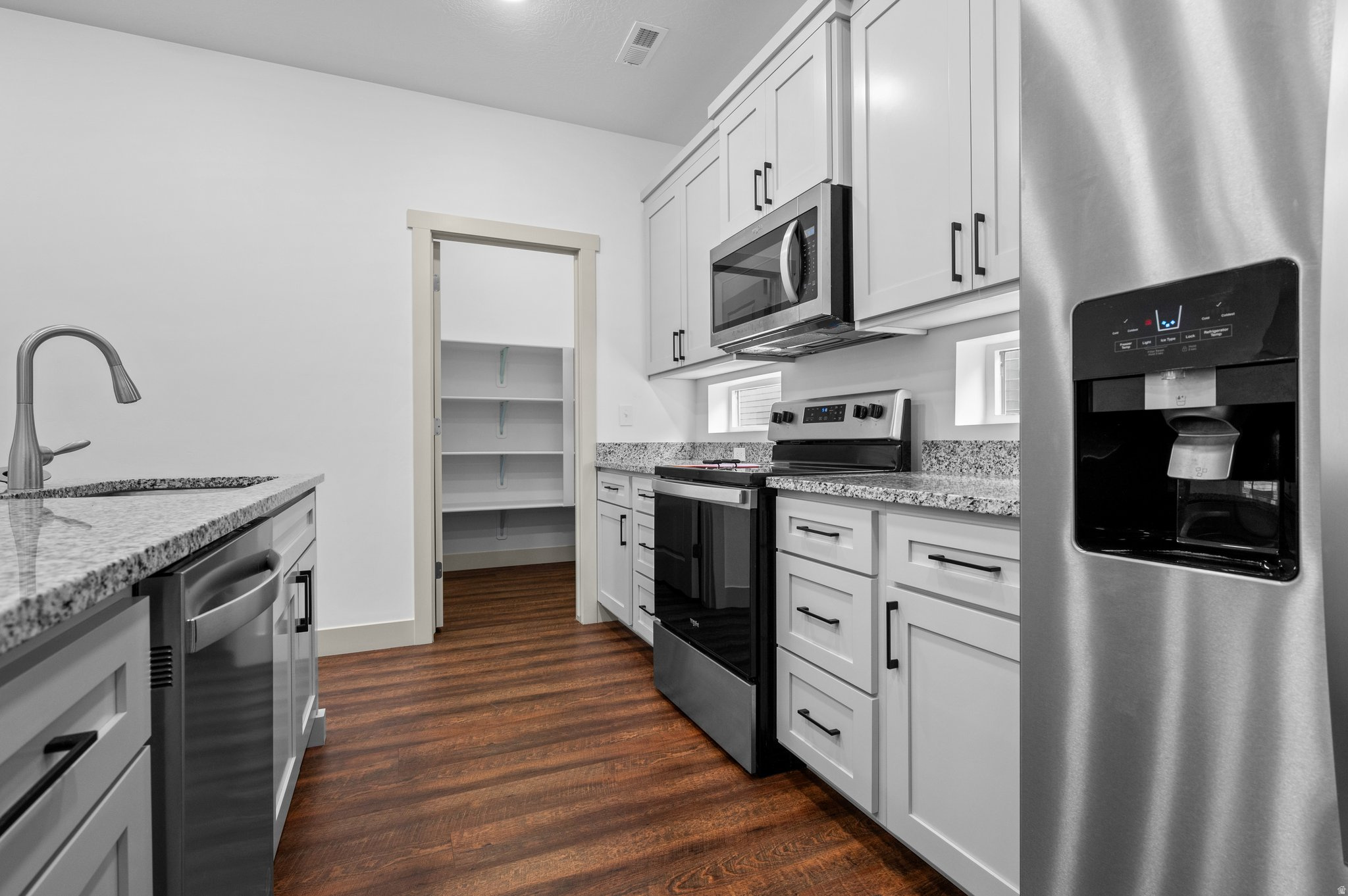 THE UNION TOWNHOMES - Residential