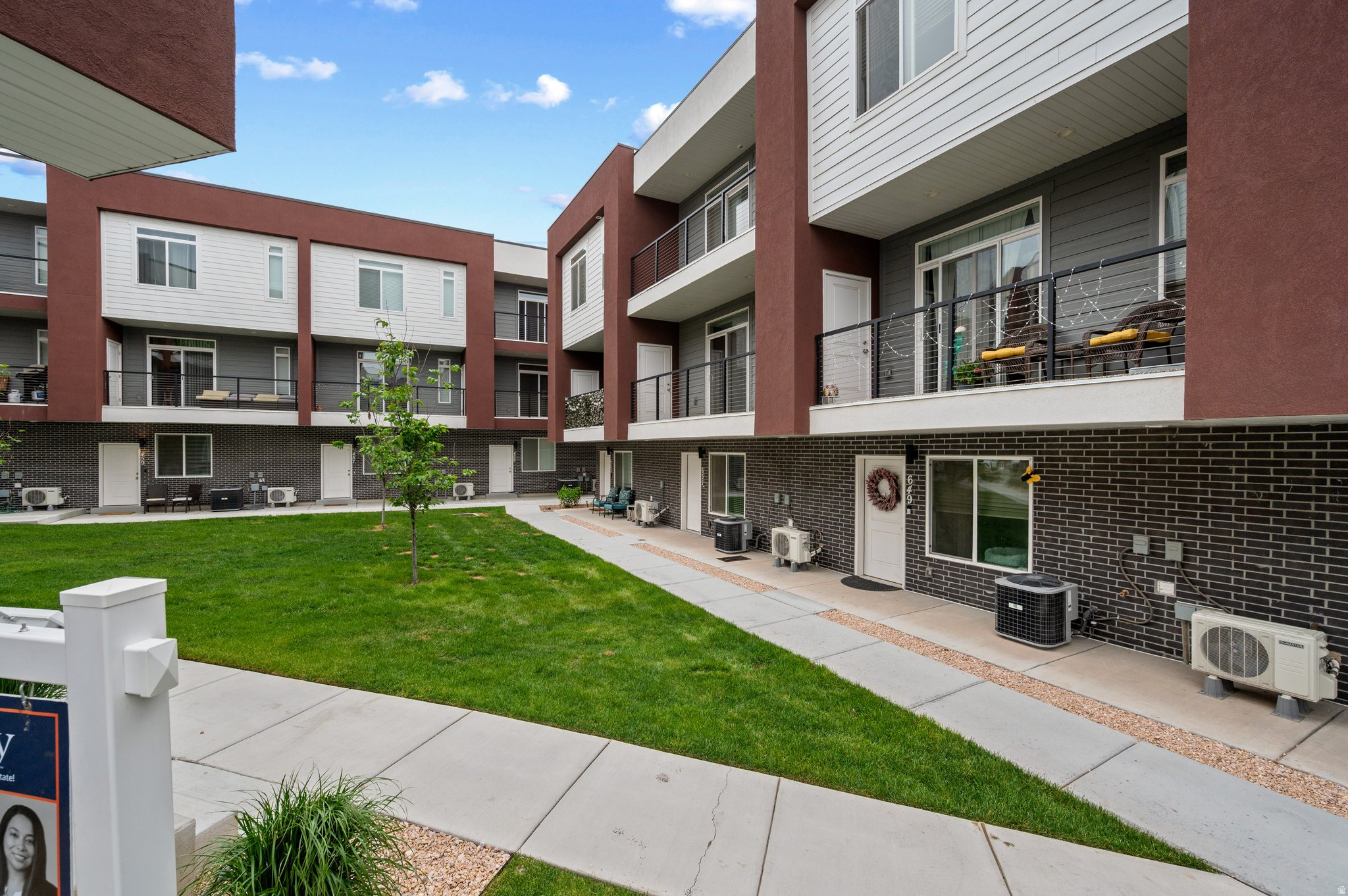 THE UNION TOWNHOMES - Residential