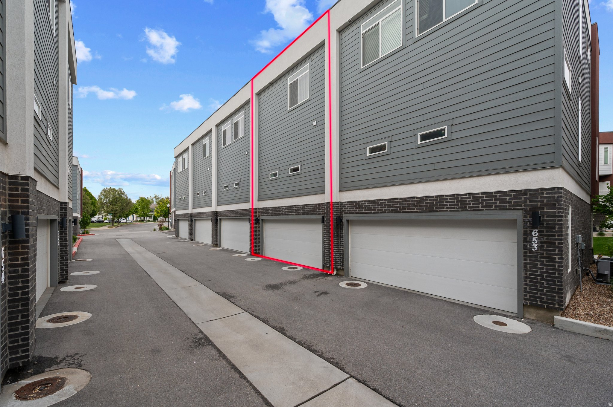 THE UNION TOWNHOMES - Residential