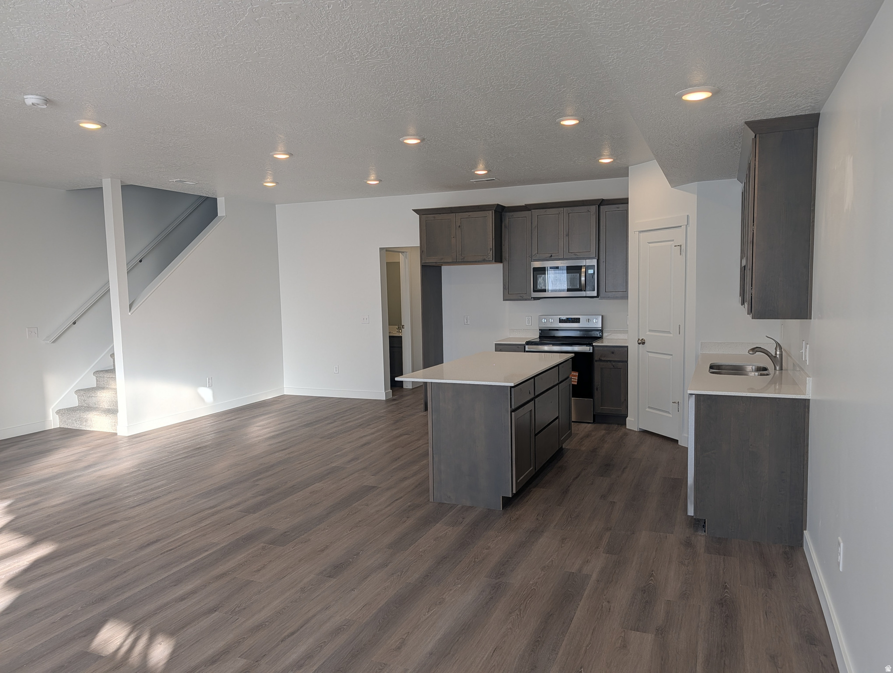 PHEASANTBROOK - Residential