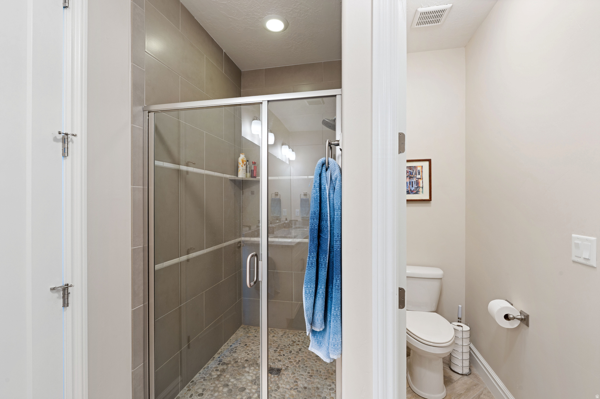 KANTONS AT VILLAGE ON THE GREEN - Residential