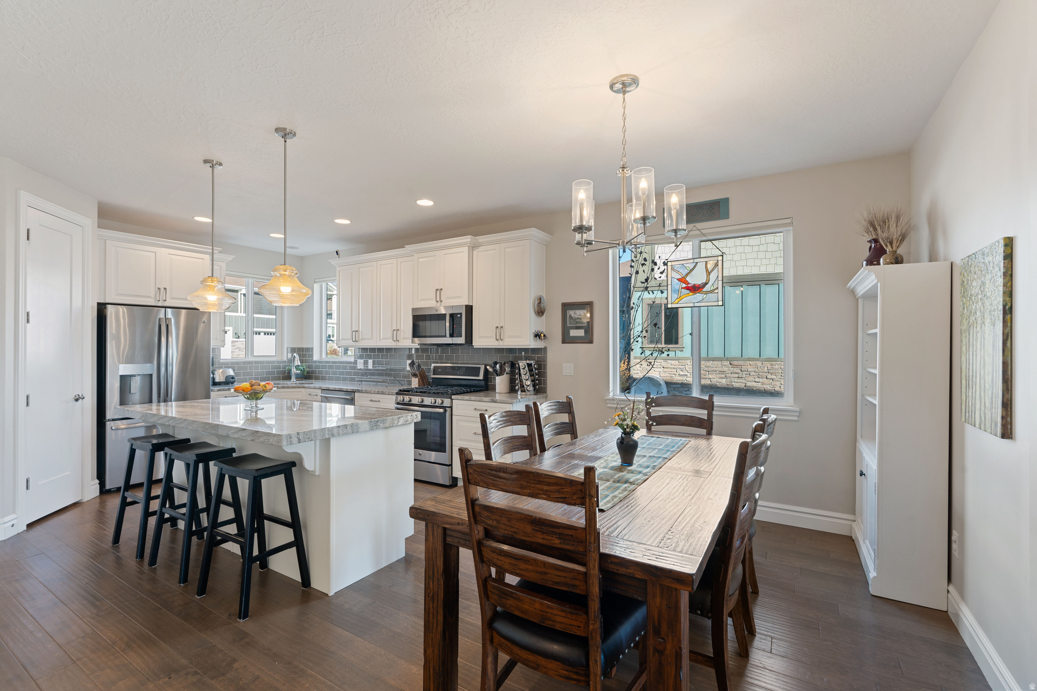 KANTONS AT VILLAGE ON THE GREEN - Residential