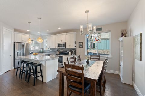 Tiny photo for 836 N PINEHURST DR W, Midway, UT 84049 (MLS # 2121338)