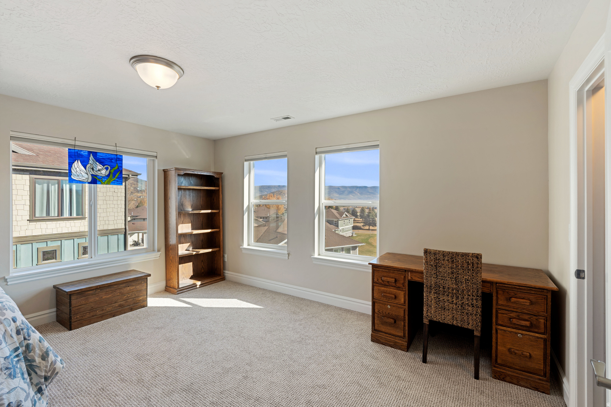 KANTONS AT VILLAGE ON THE GREEN - Residential