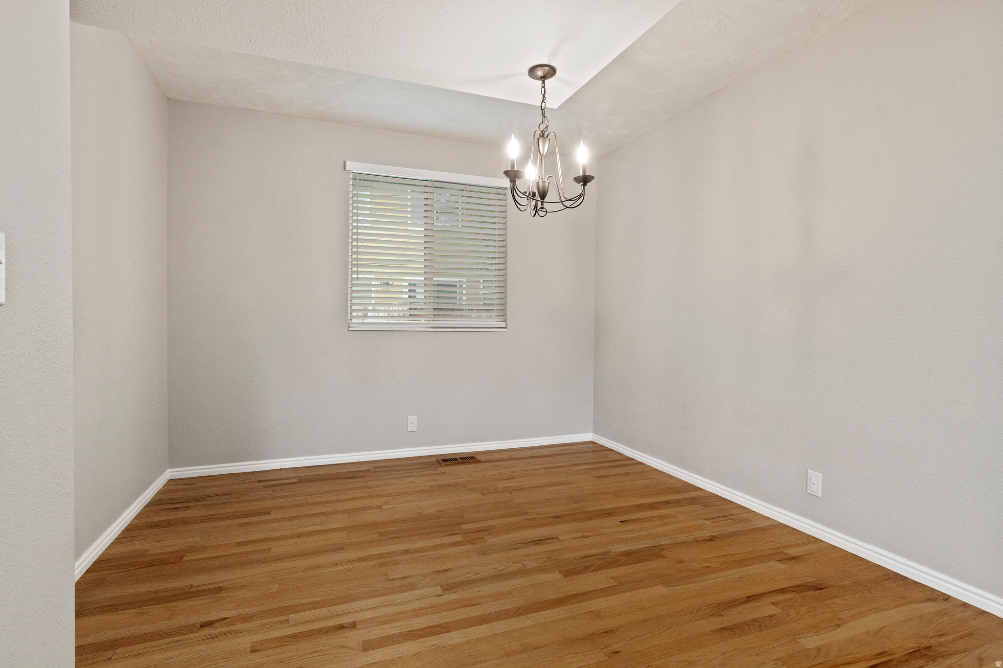 SOUTHAMPTON - Residential