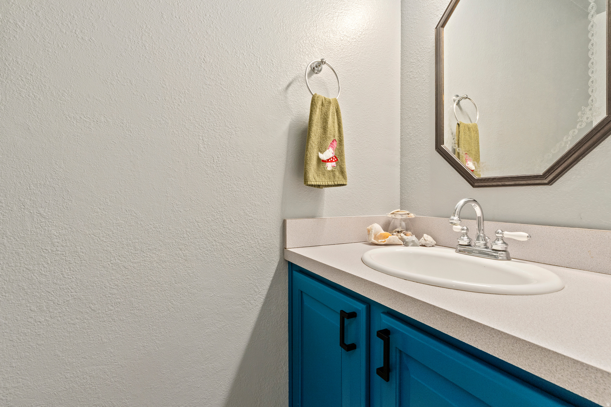 SOUTHAMPTON - Residential