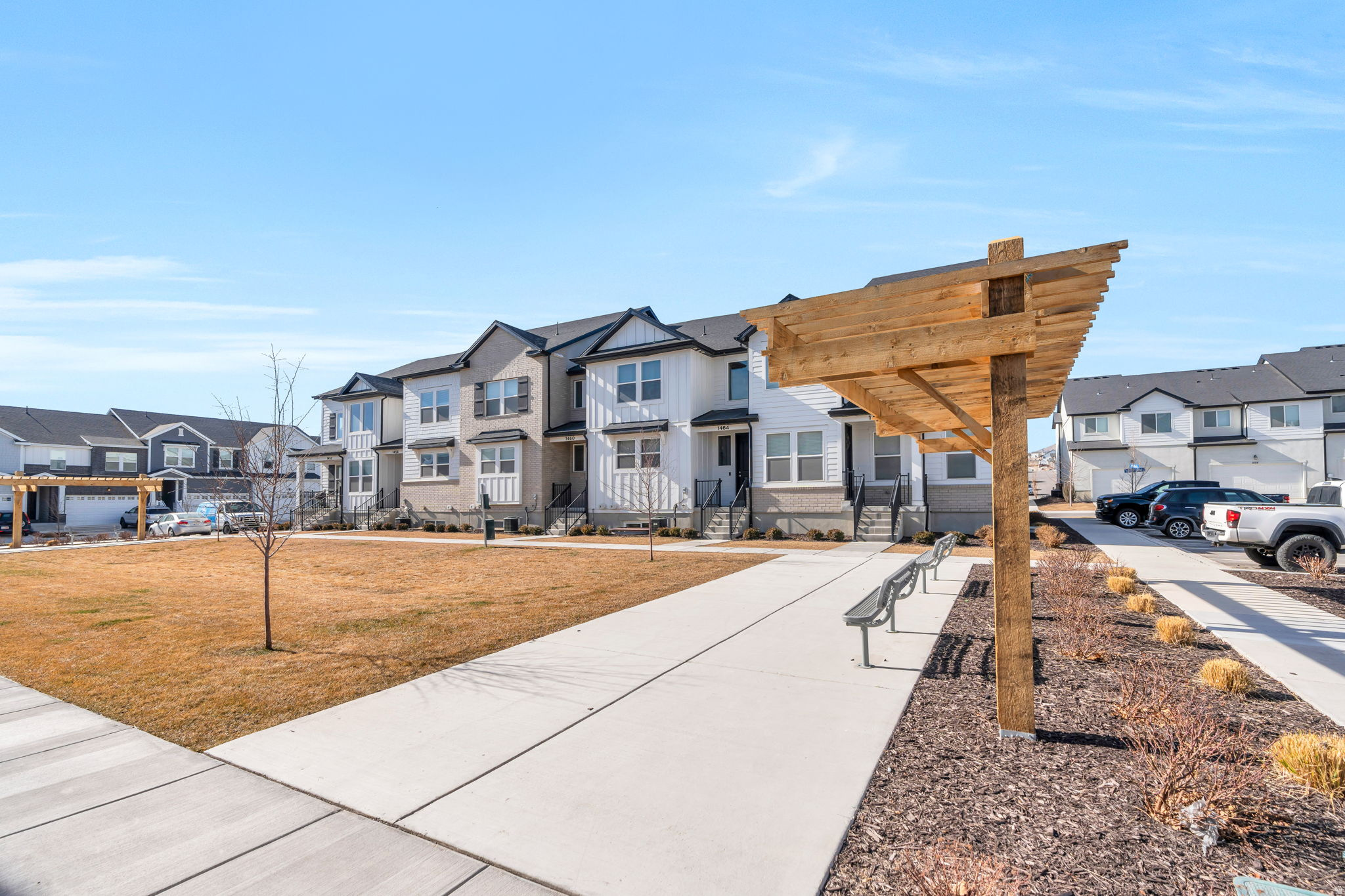 GARDNER POINT - Residential