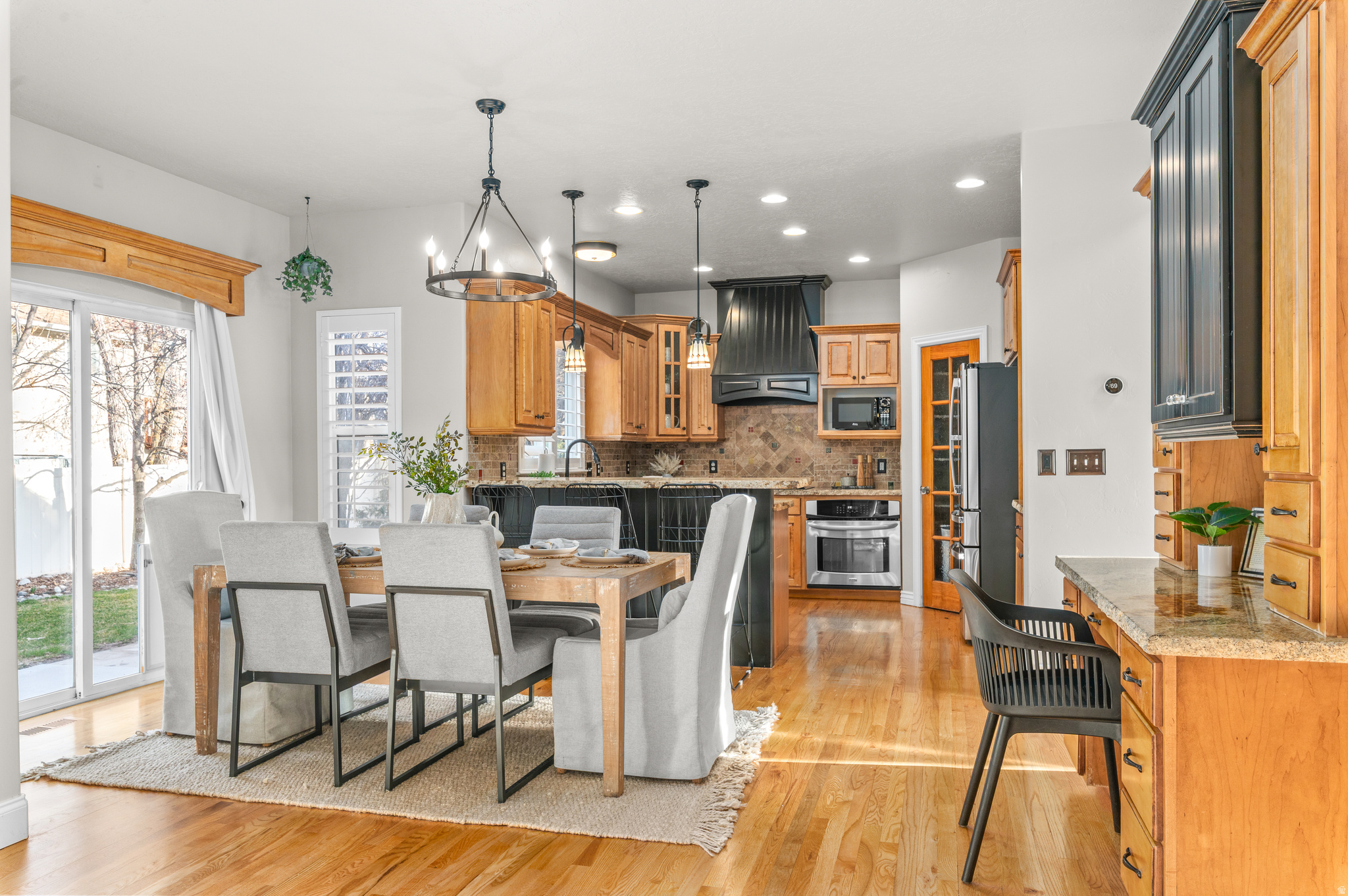 CARRIAGE CHASE - Residential