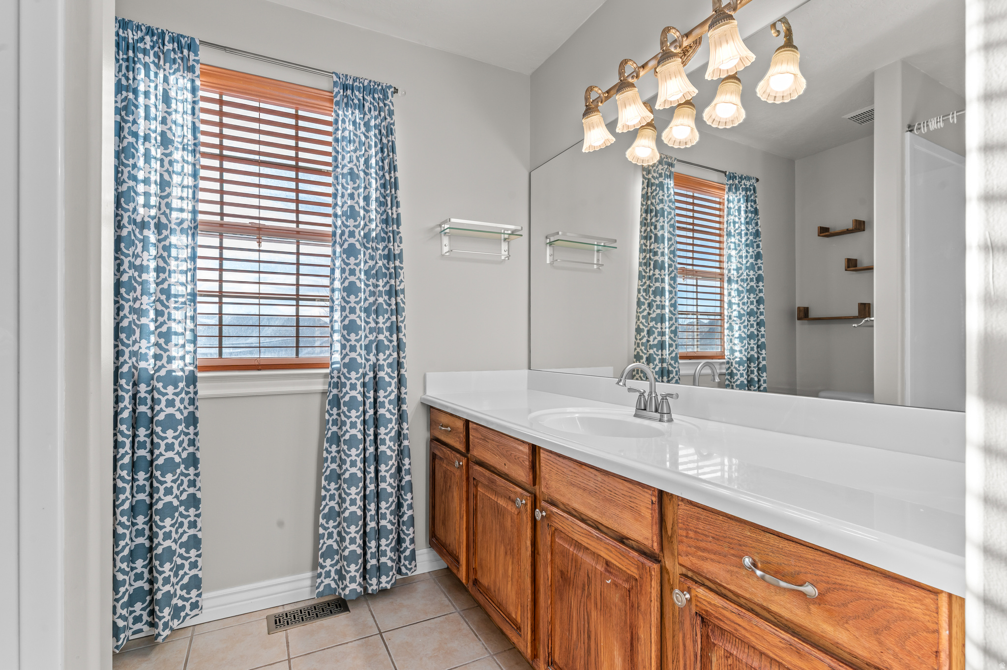 CARRIAGE CHASE - Residential