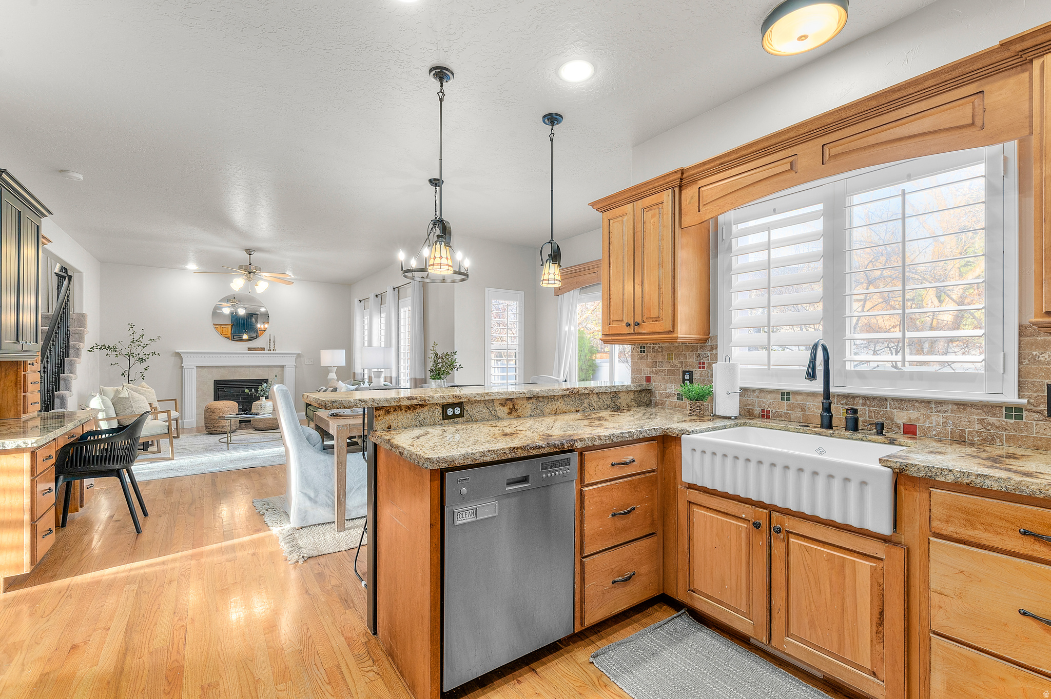 CARRIAGE CHASE - Residential