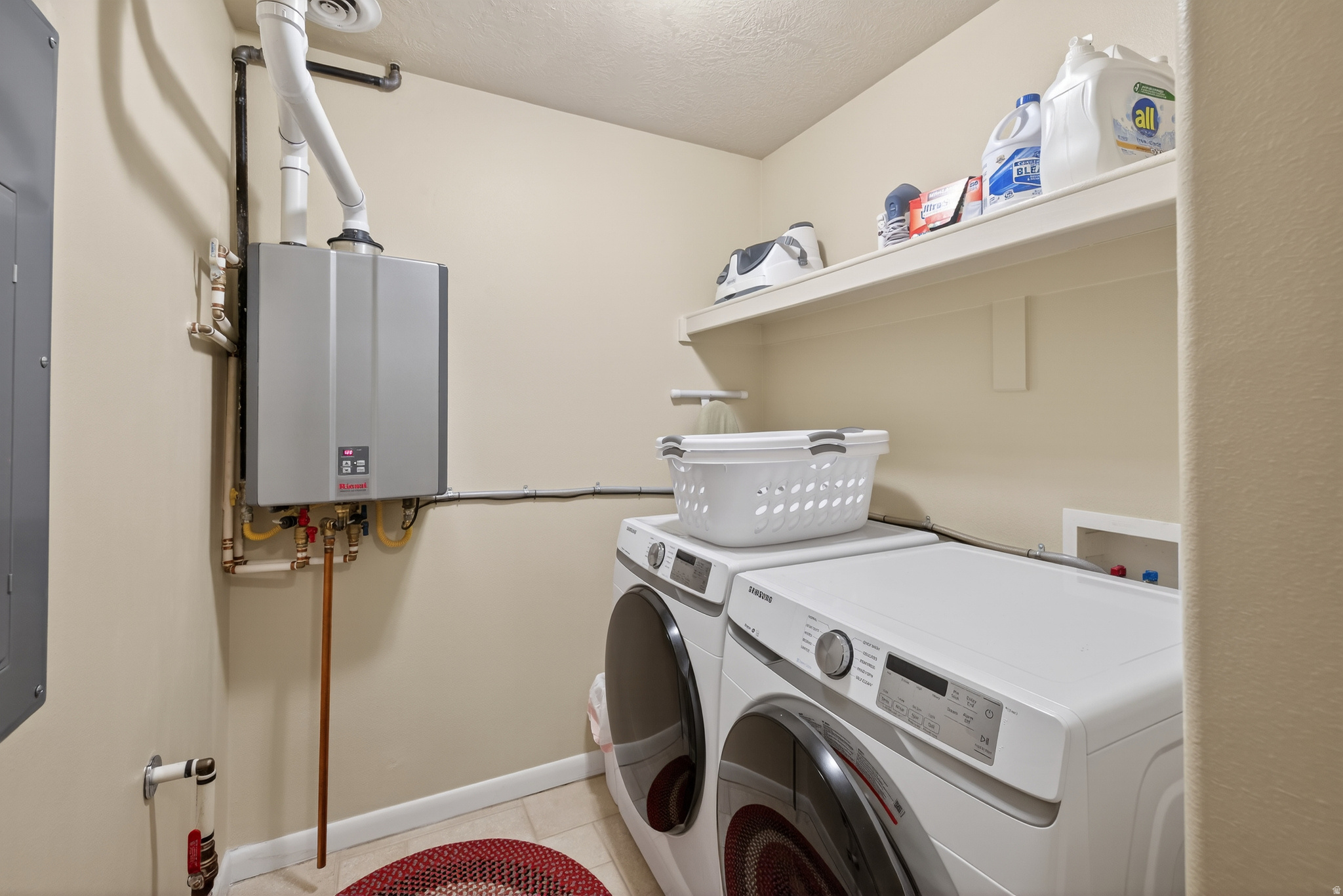 COTTONWOODS AT WILLIAMS WAY - Residential