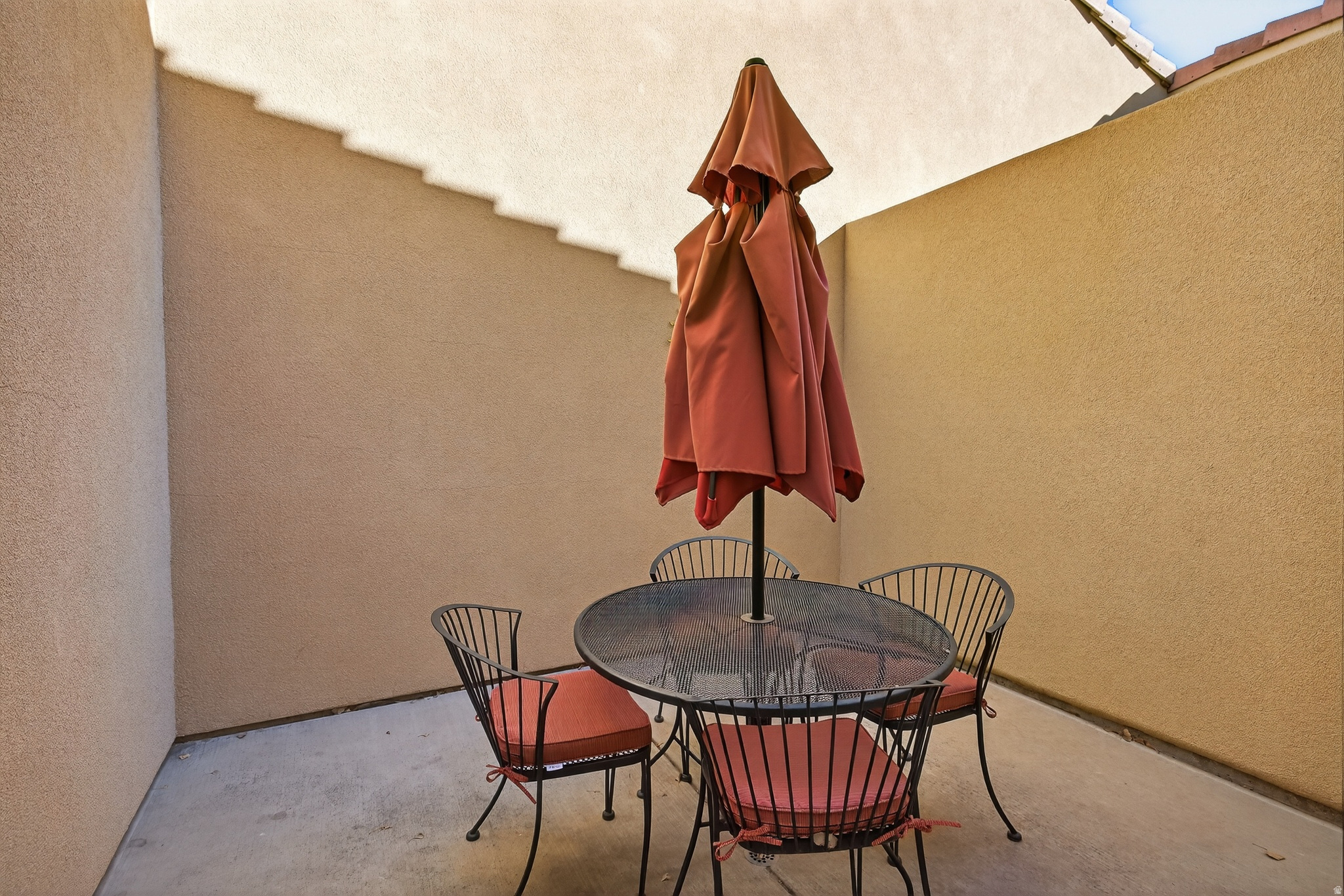 COTTONWOODS AT WILLIAMS WAY - Residential