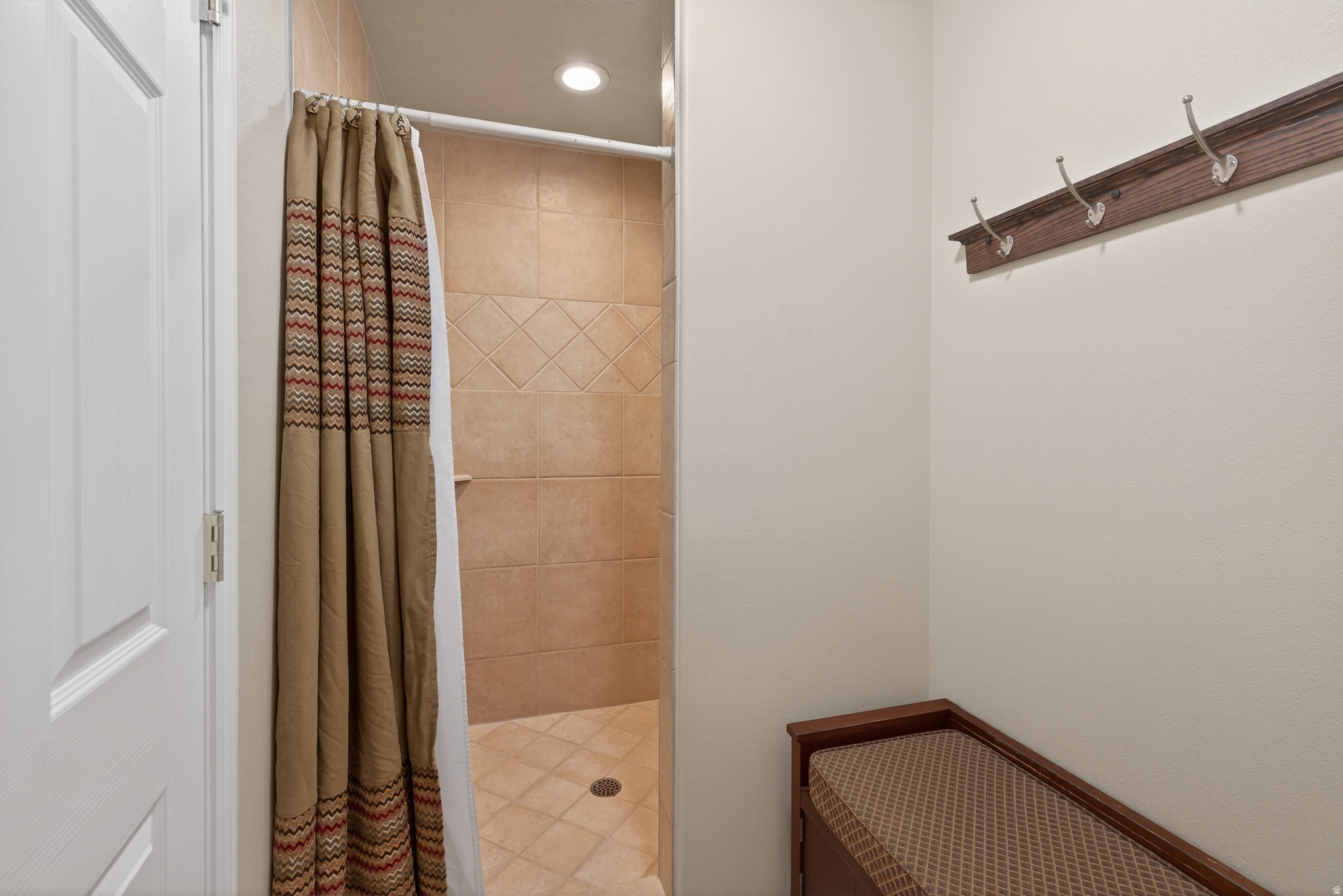 COTTONWOODS AT WILLIAMS WAY - Residential