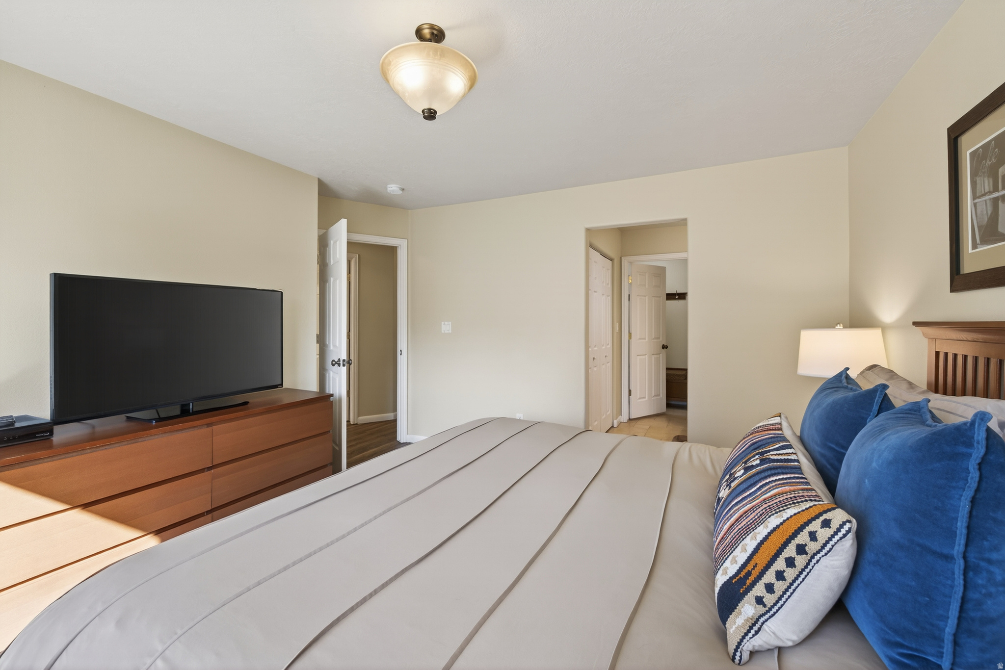 COTTONWOODS AT WILLIAMS WAY - Residential