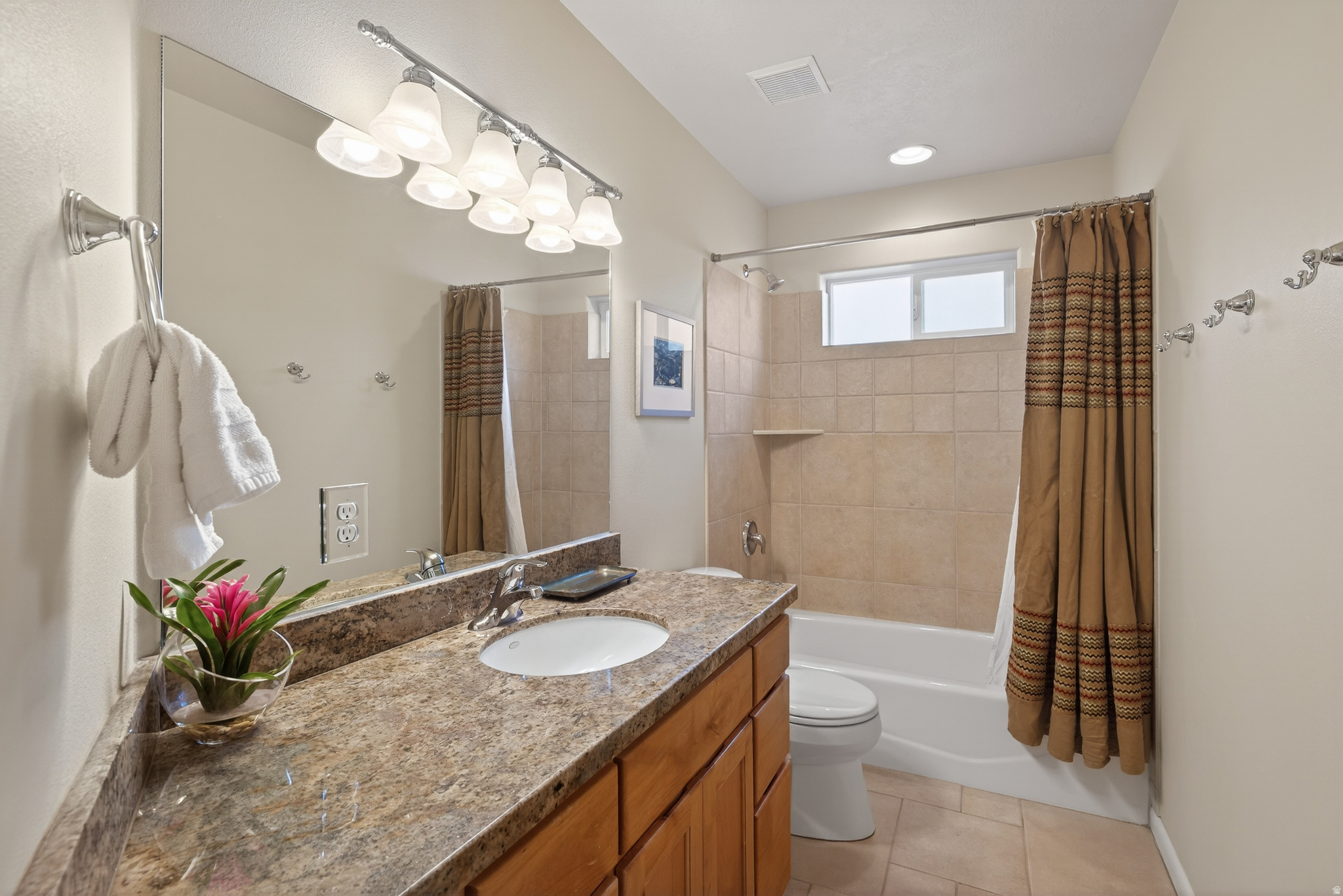 COTTONWOODS AT WILLIAMS WAY - Residential