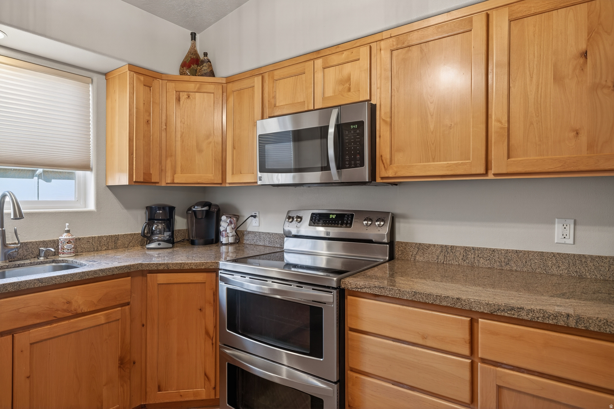 COTTONWOODS AT WILLIAMS WAY - Residential