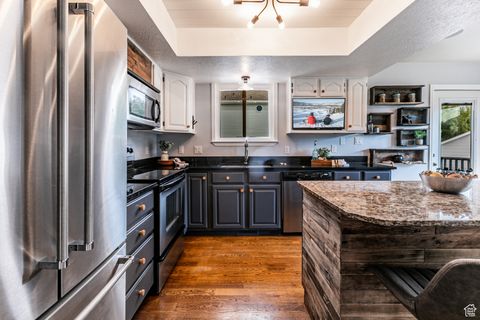 Tiny photo for 514 HILLSIDE CIR, Alpine, UT 84004 (MLS # 2113469)