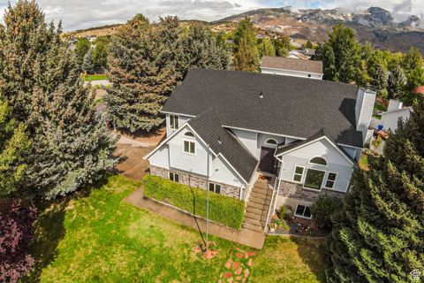 Tiny photo for 514 HILLSIDE CIR, Alpine, UT 84004 (MLS # 2113469)