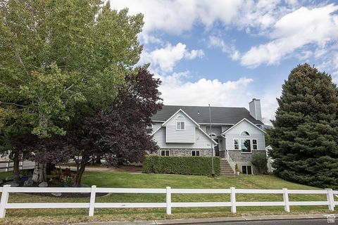 Tiny photo for 514 HILLSIDE CIR, Alpine, UT 84004 (MLS # 2113469)