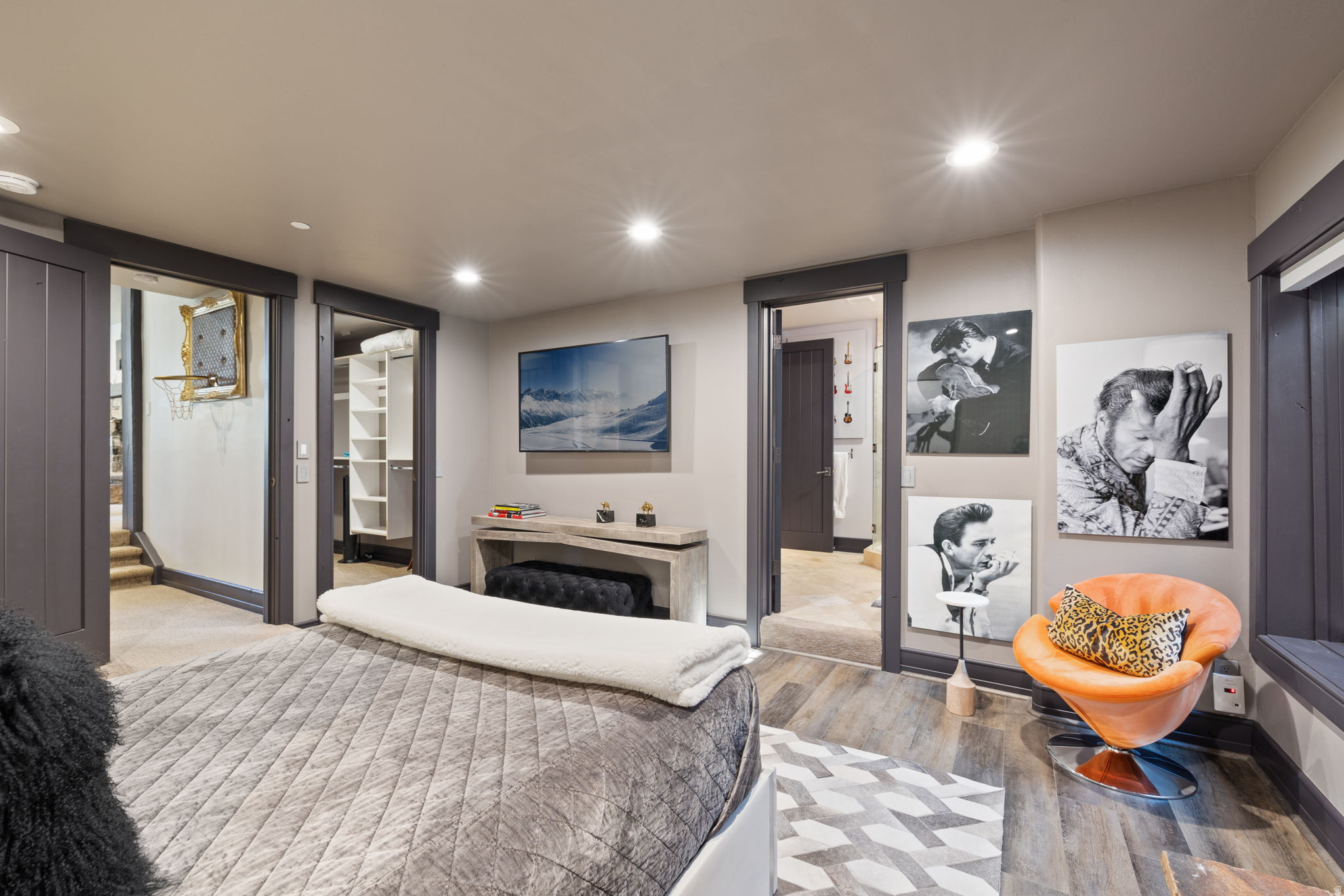 KNOLL ESTATES - Residential