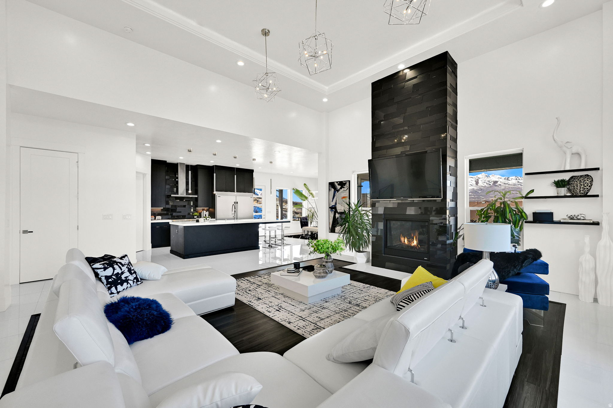 COTTONWOOD HILLS - Residential