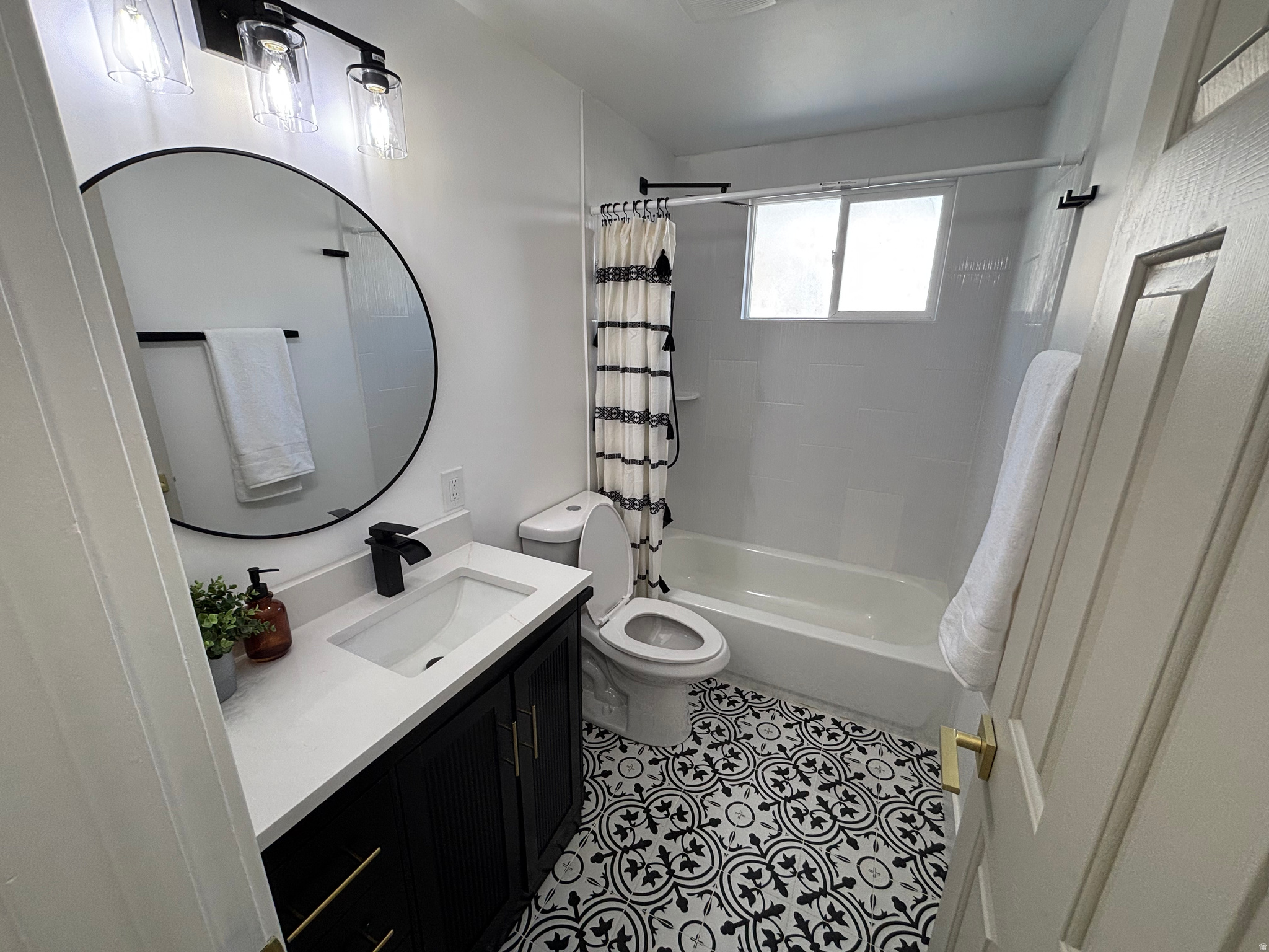 DIAMOND ACRES - Residential