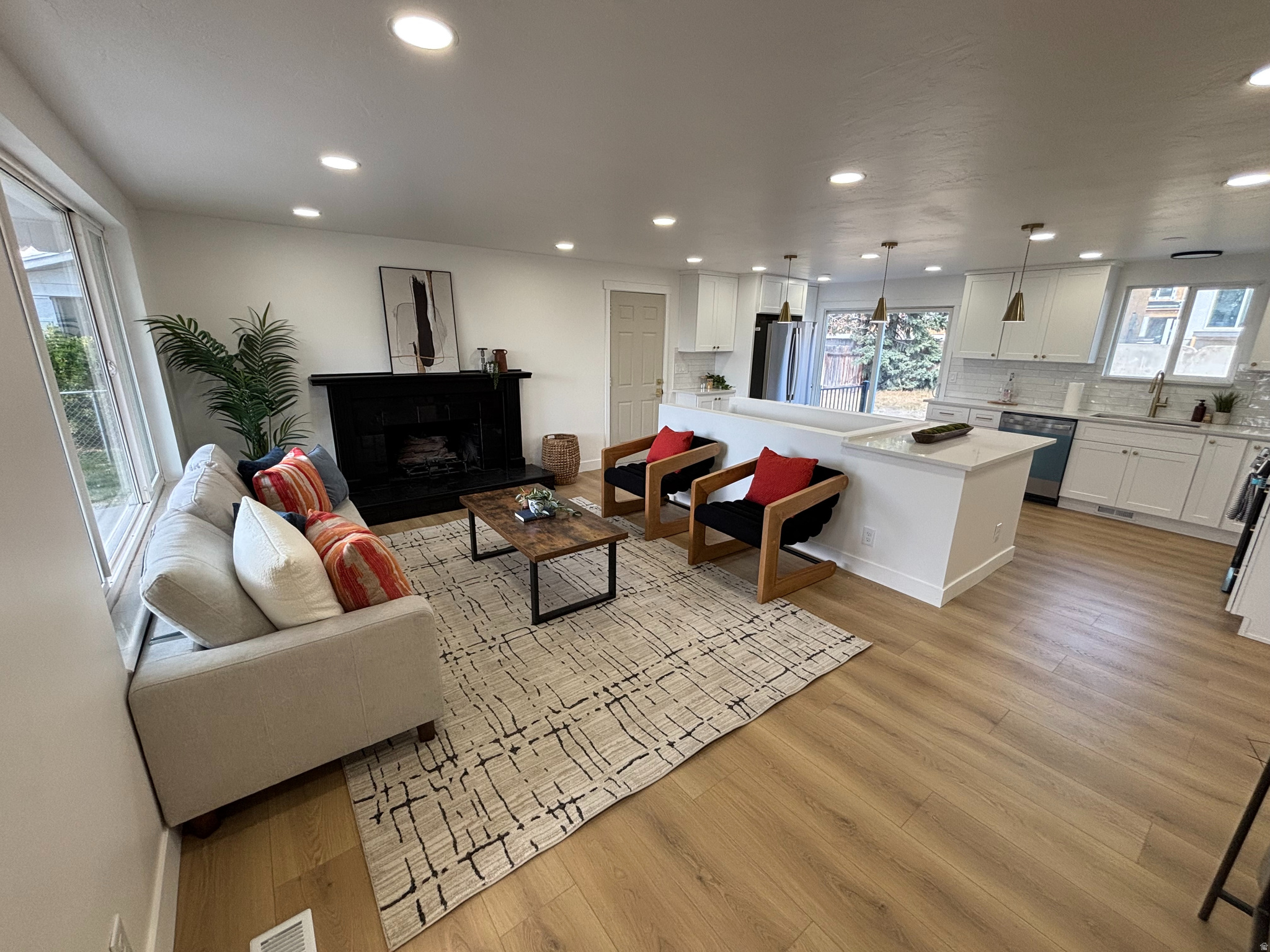 DIAMOND ACRES - Residential