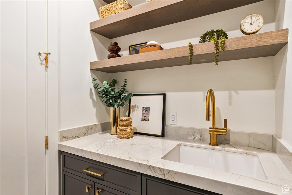 AMANTI LAGO - Residential