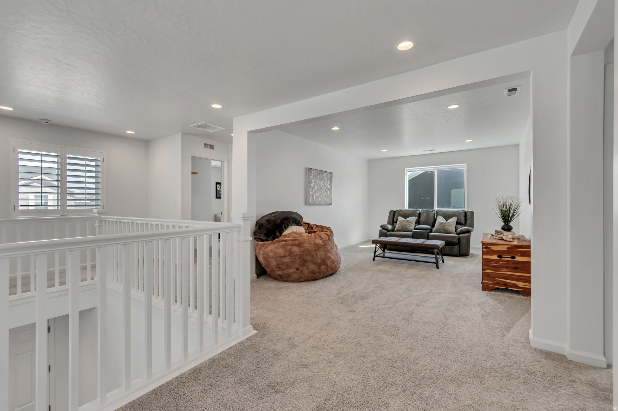 PONY EXPRESS ESTATES - Residential