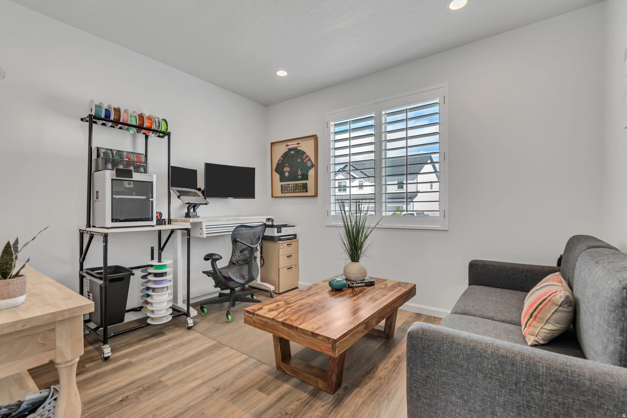 PONY EXPRESS ESTATES - Residential