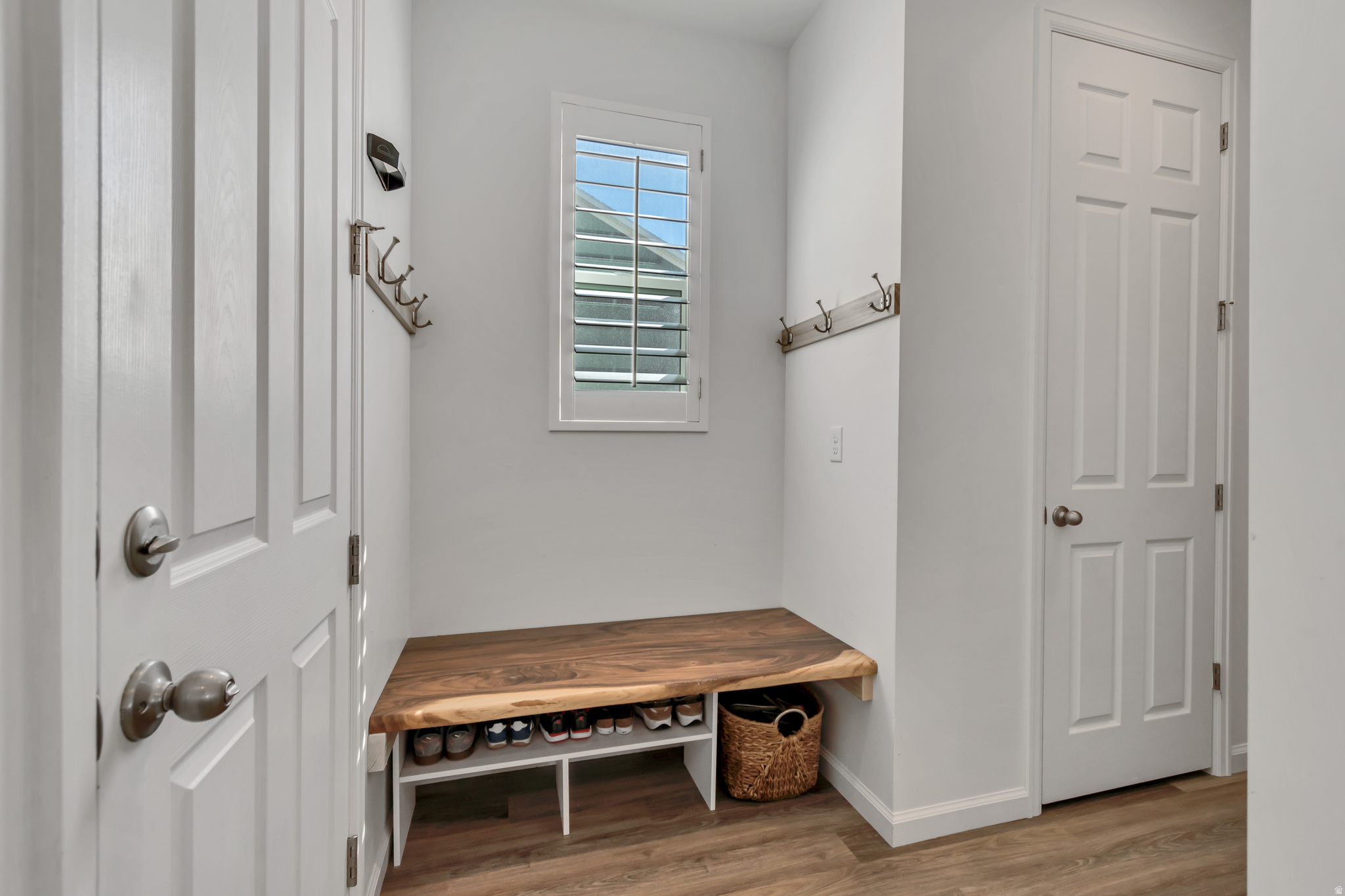 PONY EXPRESS ESTATES - Residential