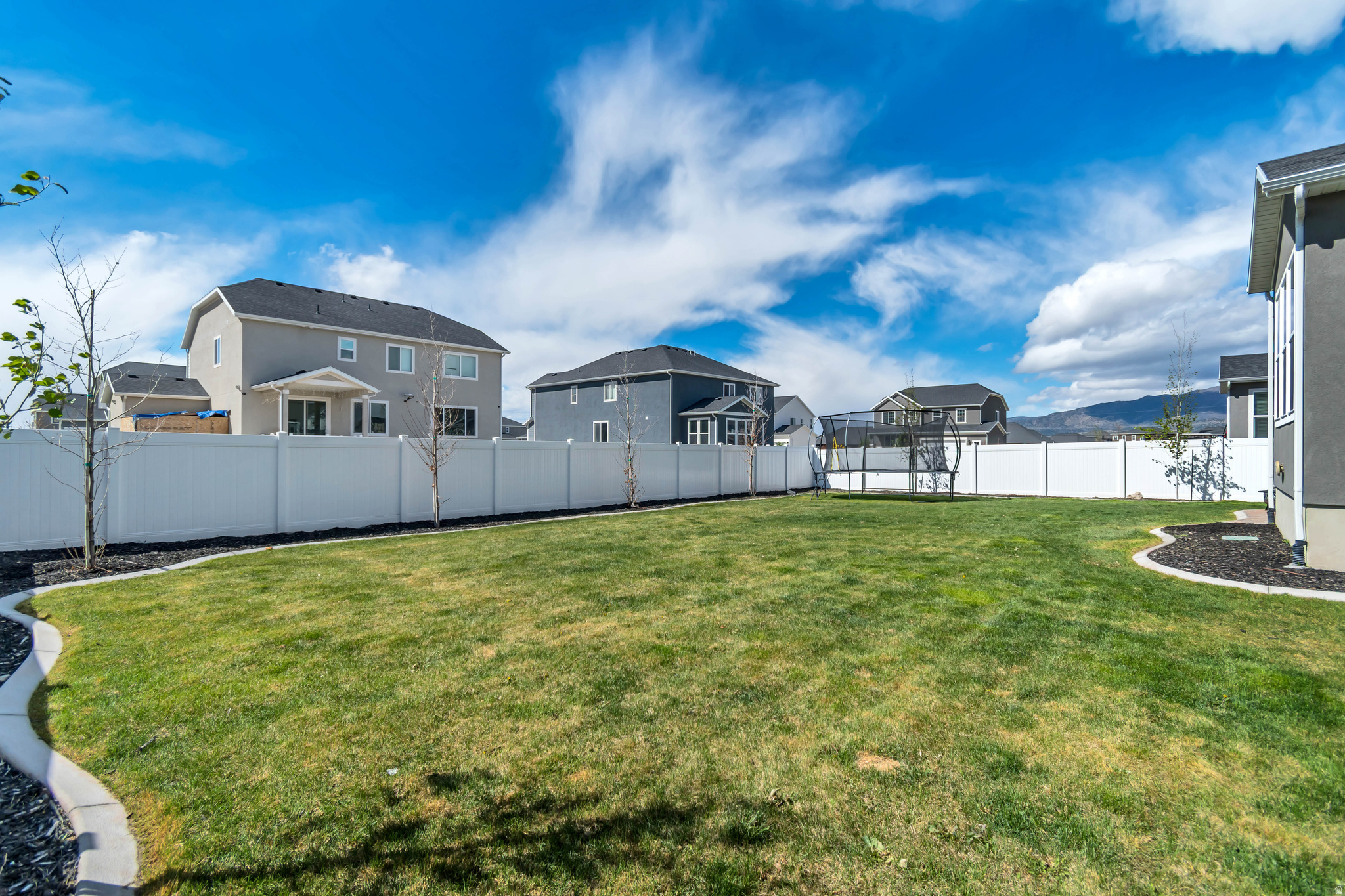 PONY EXPRESS ESTATES - Residential