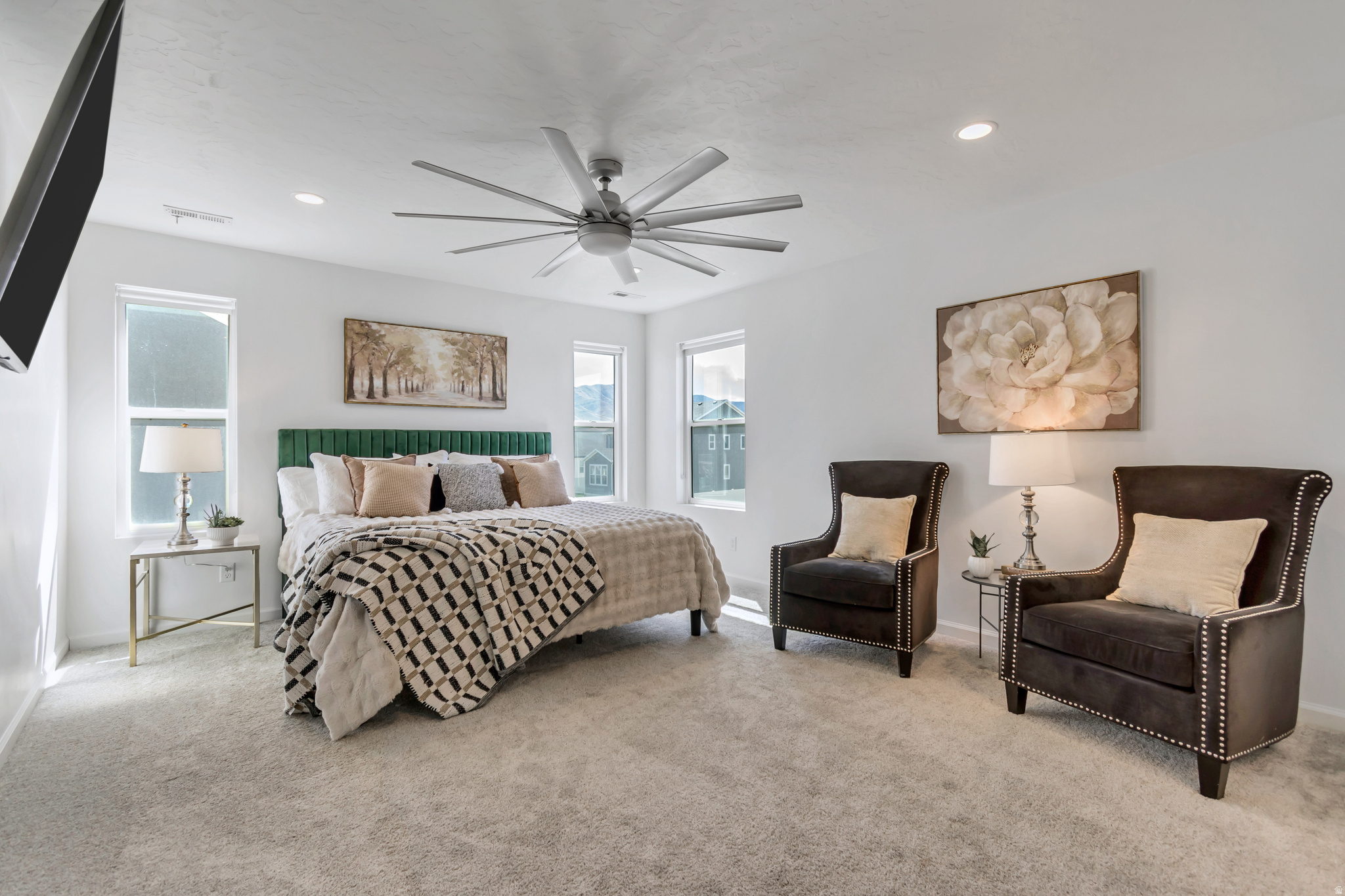 PONY EXPRESS ESTATES - Residential