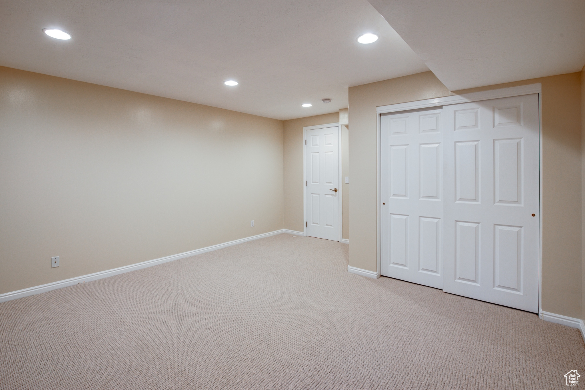 8815 S 1850, West Jordan, Utah image 31